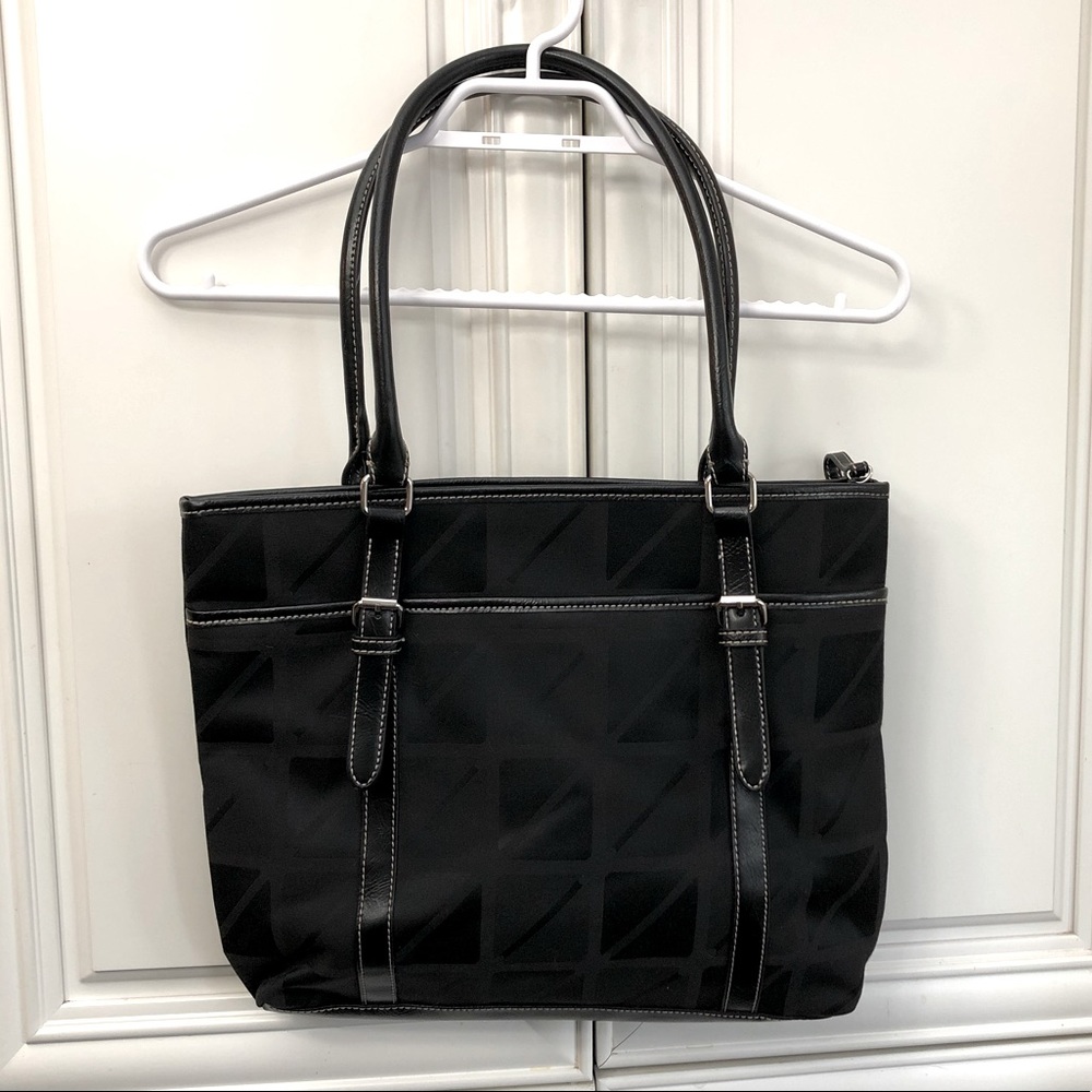 EUC Nine & Co. black shoulder bag